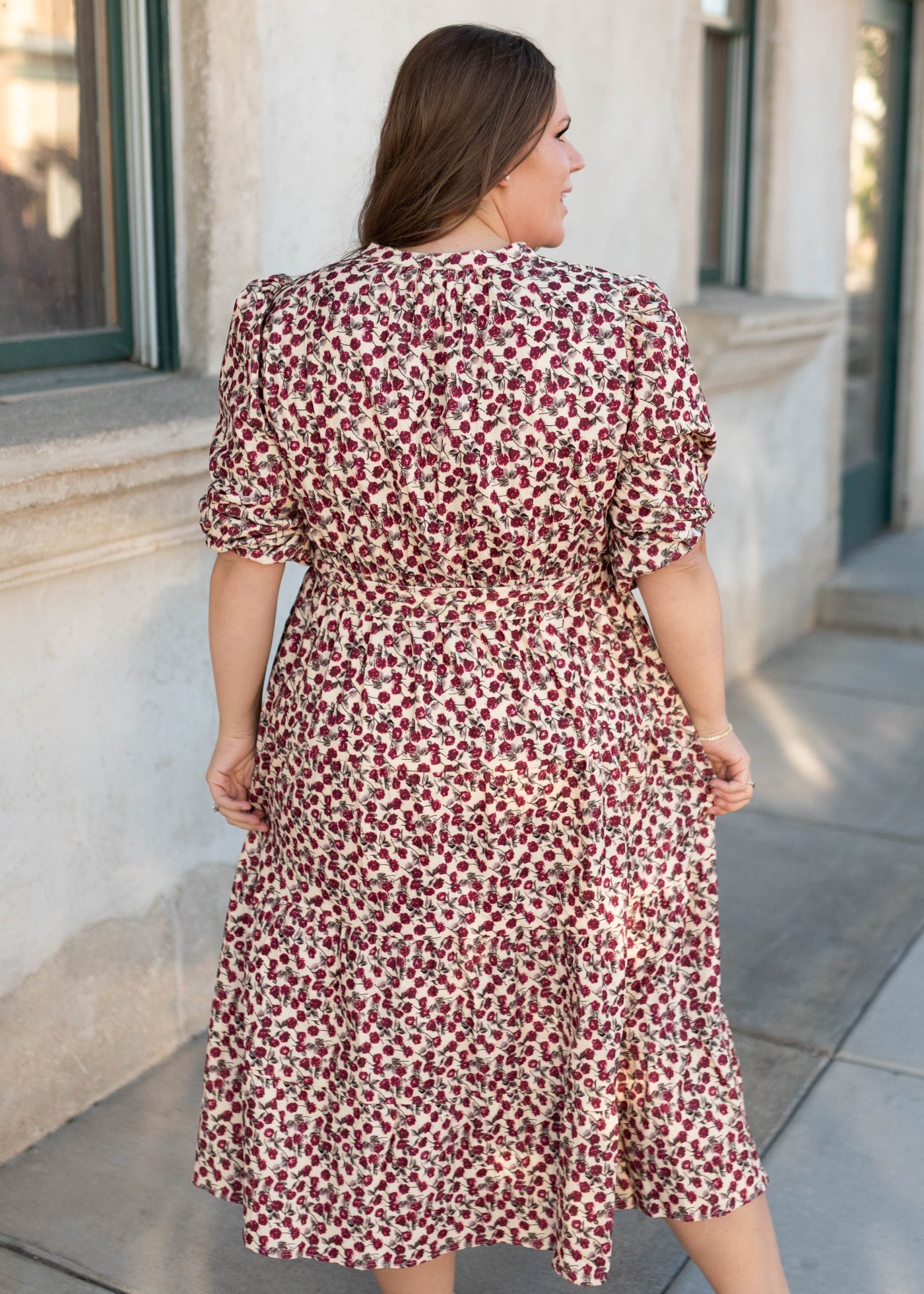 Back view of the plus slze burgundy floral dress