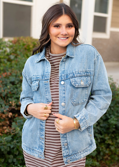 Light wash denim oversized jacket with long sleeves