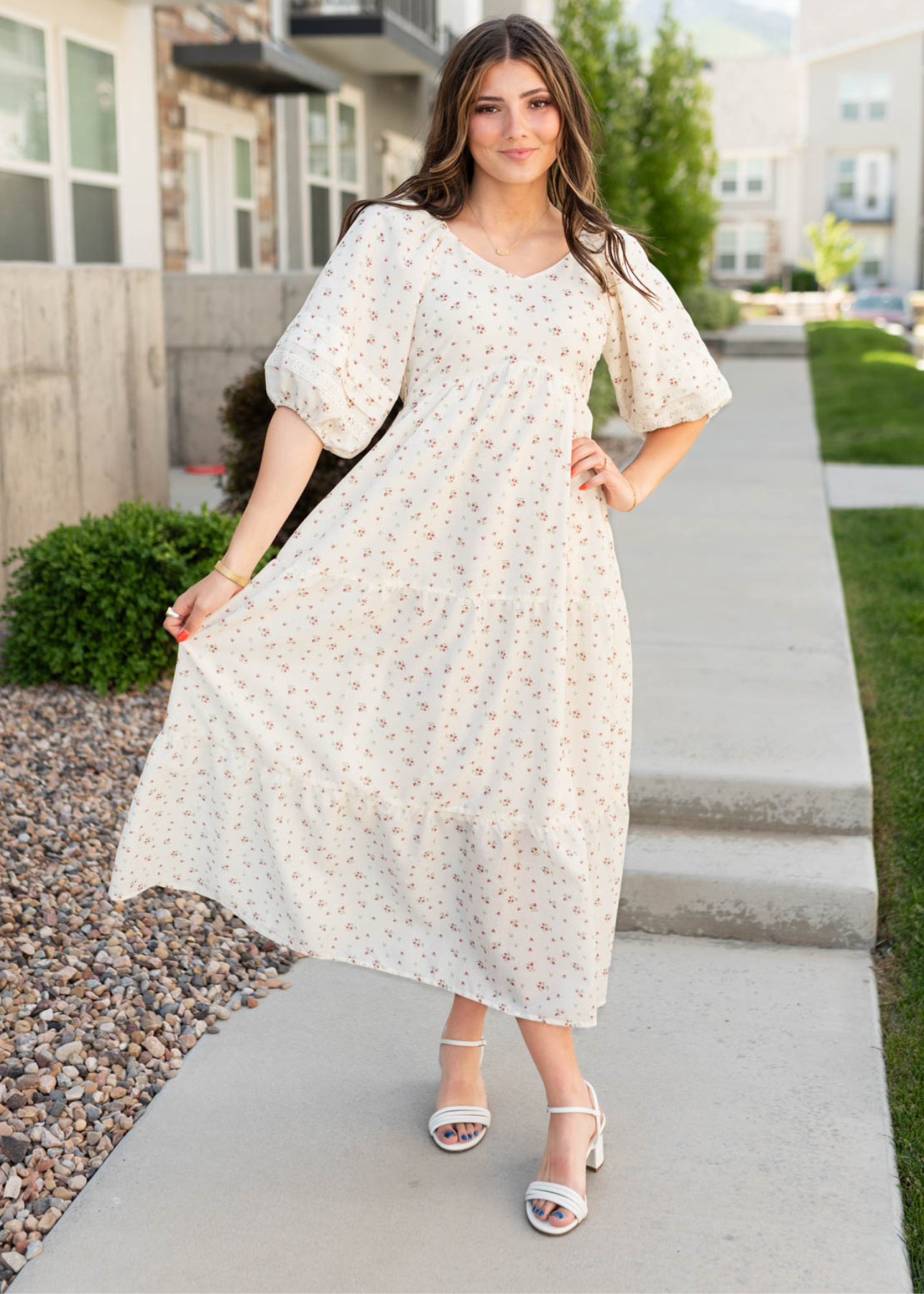 Ivory floral dress with short sleeves
