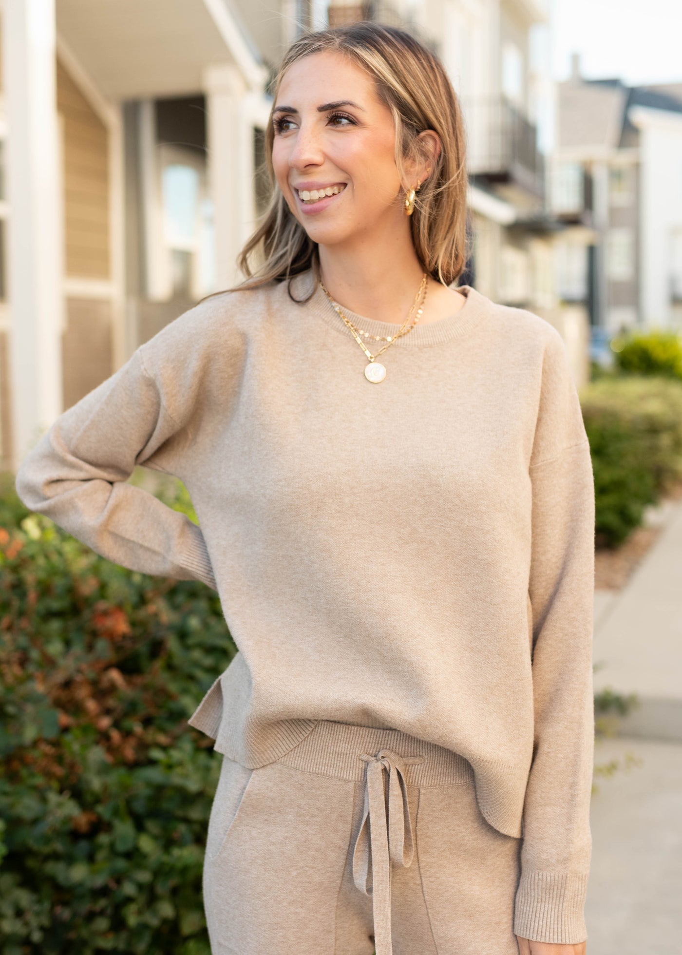 Long sleeve tuape sweater