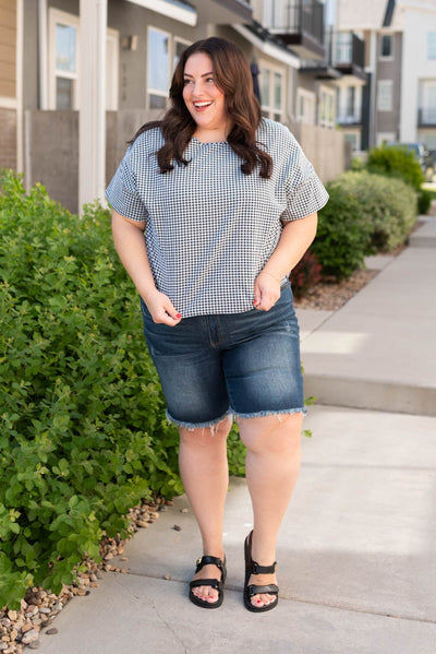 short sleeve black gingham top in plus size