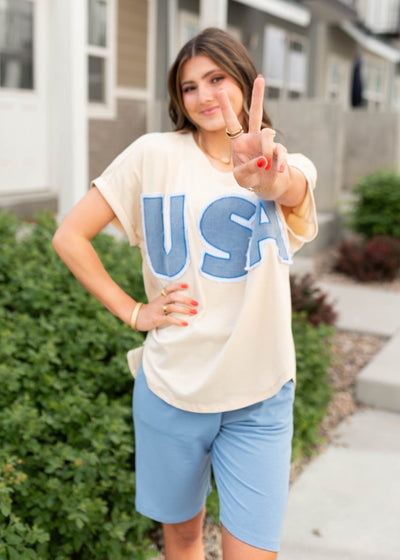 Light blue shorts with pockets