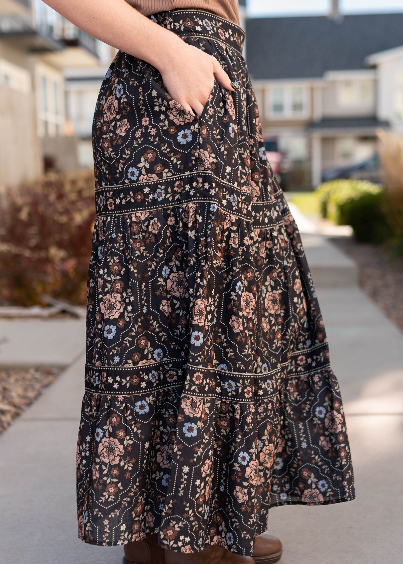 Luna Black Floral Skirt