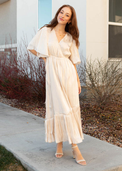 Short sleeve cream pleated wrap dress