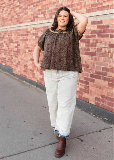 Plus size brown pattern top with short sleeves sold at Lena Layne
