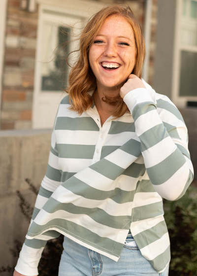 Sage striped top with white collar