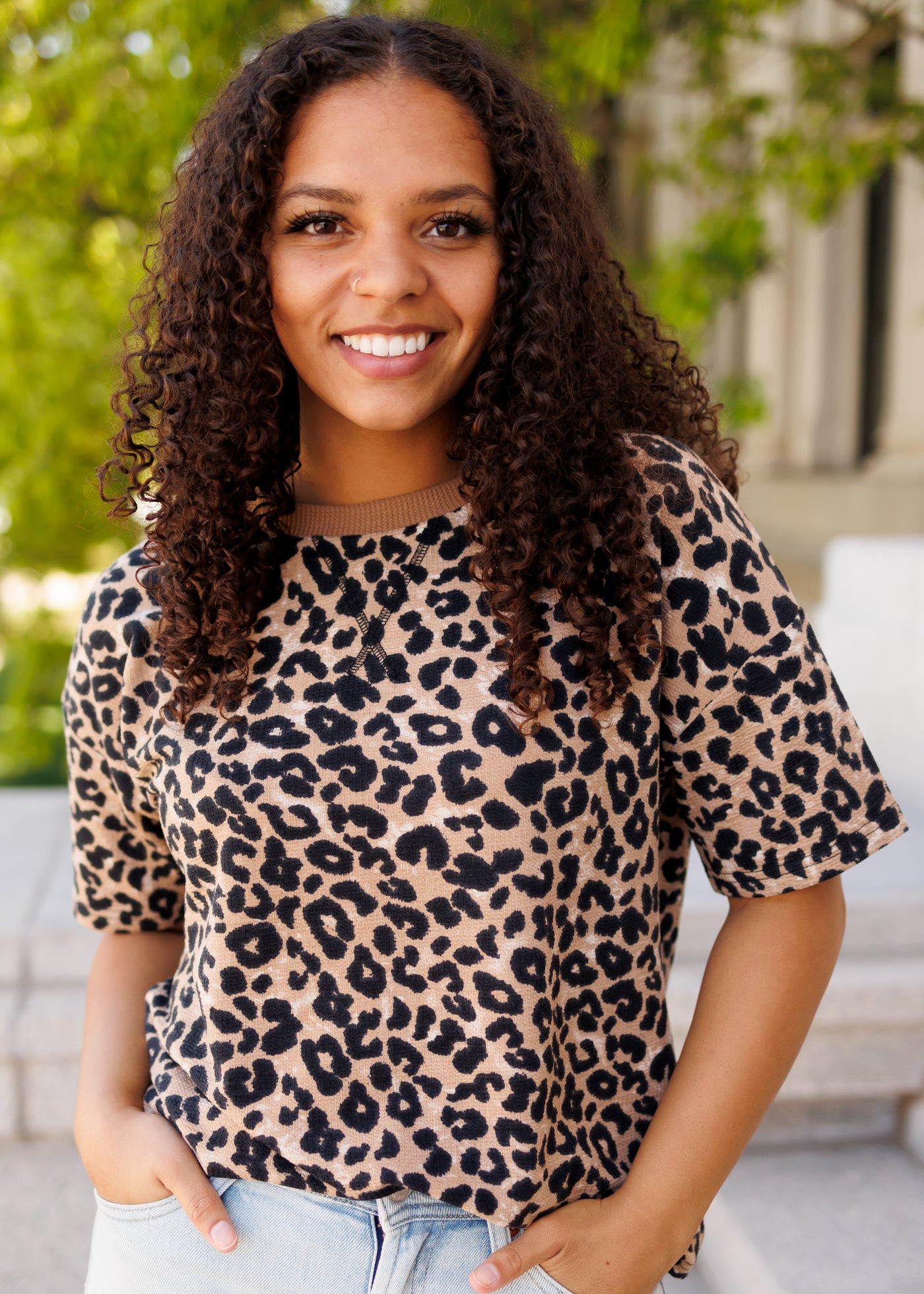 Short sleeve brown leopard top