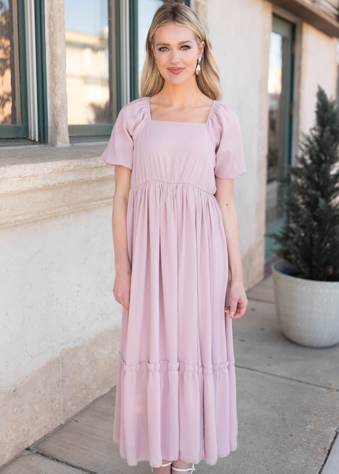 High waisted lilac tiered dress with short sleeves
