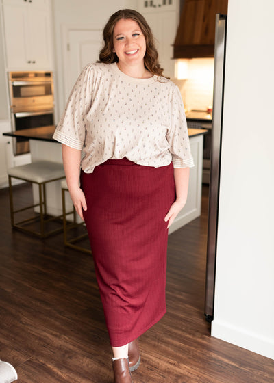 Burgundy midi skirt in plus size