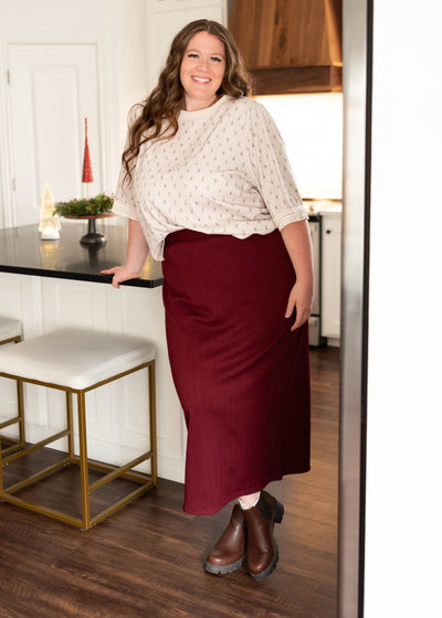 Modest plus size burgundy midi skirt
