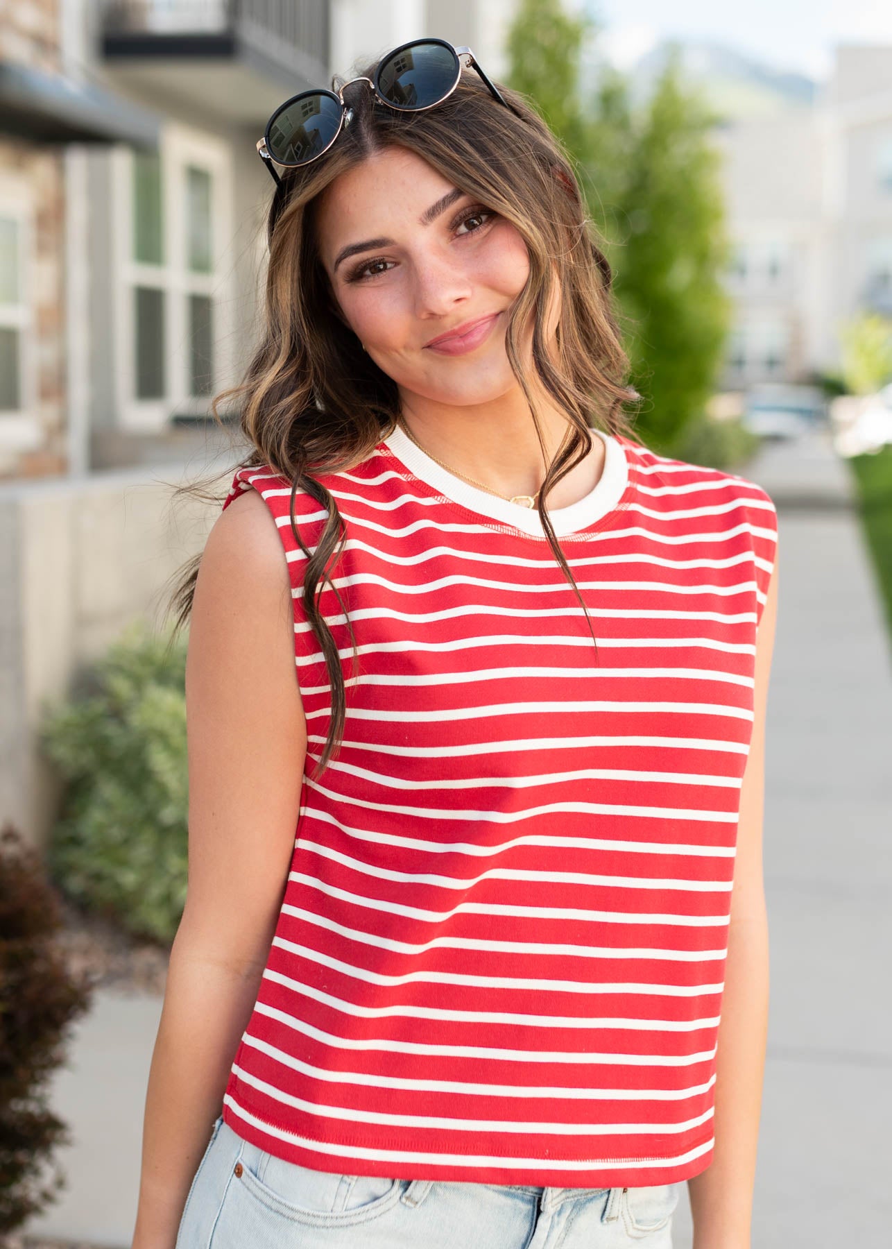 Sleeveless red striped tee