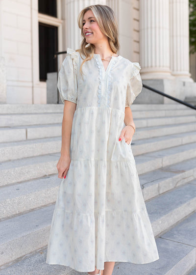 Short sleeve vintage cream floral dress