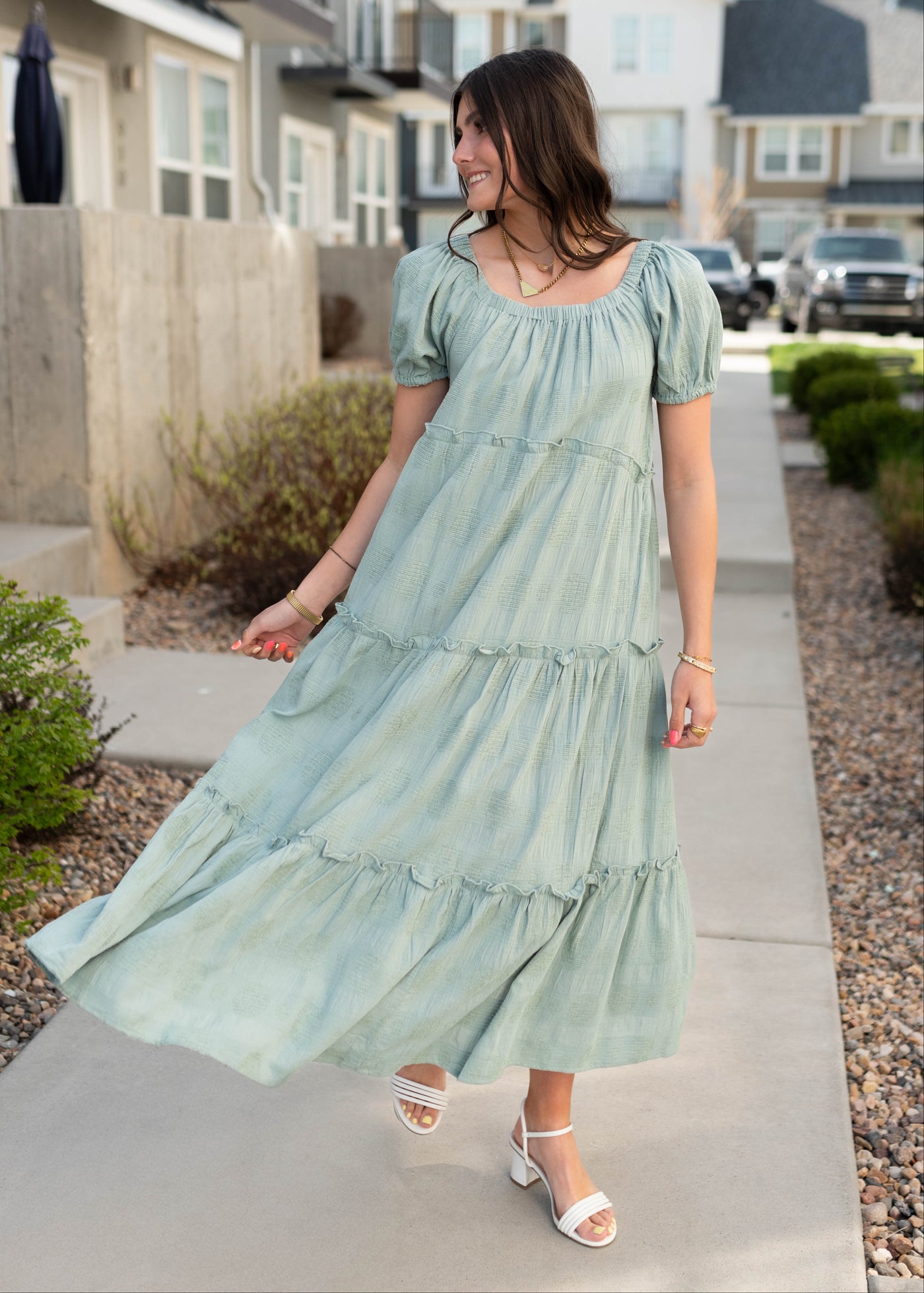 Short sleeve sage puff sleeve detailed dress