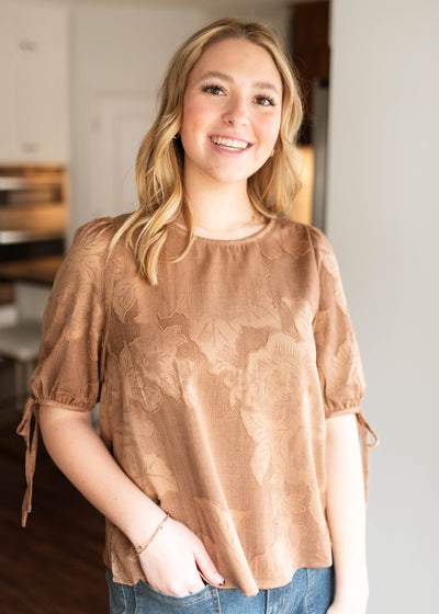 Modest Lena & Lou bronw floral top