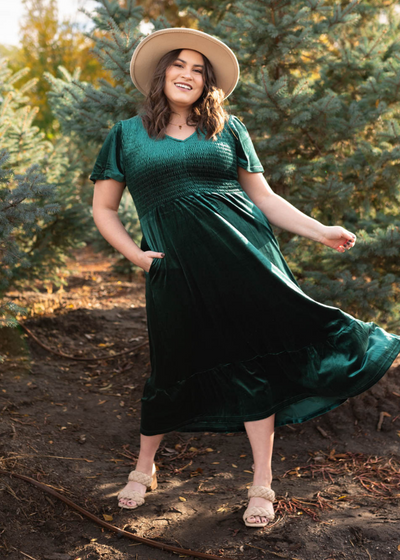 Noel Evergreen Velvet Maxi Dress
