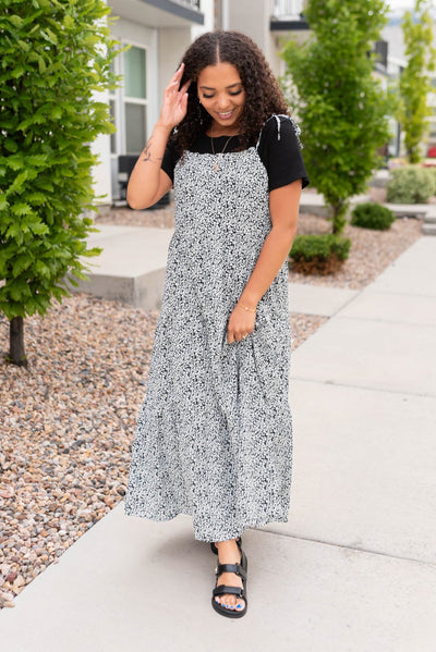 Tie straps on the navy floral tied dress
