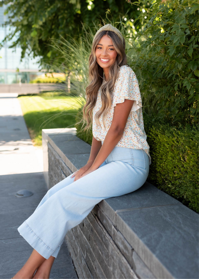 Sage floral top with short sleeves