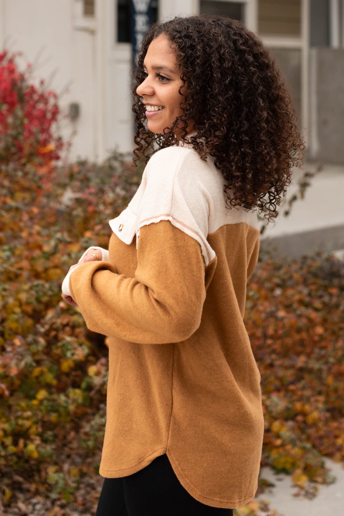 Side view of the gold top