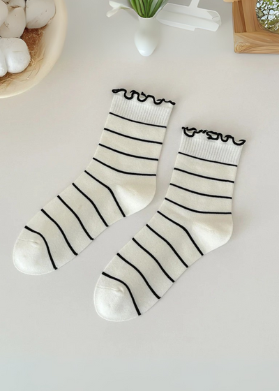 Black striped ruffle socks