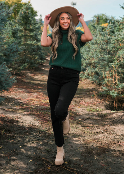 Short sleeve hunter green sweater