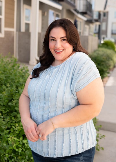 Short sleeve blue textured top