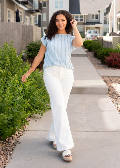 Small blue textured top