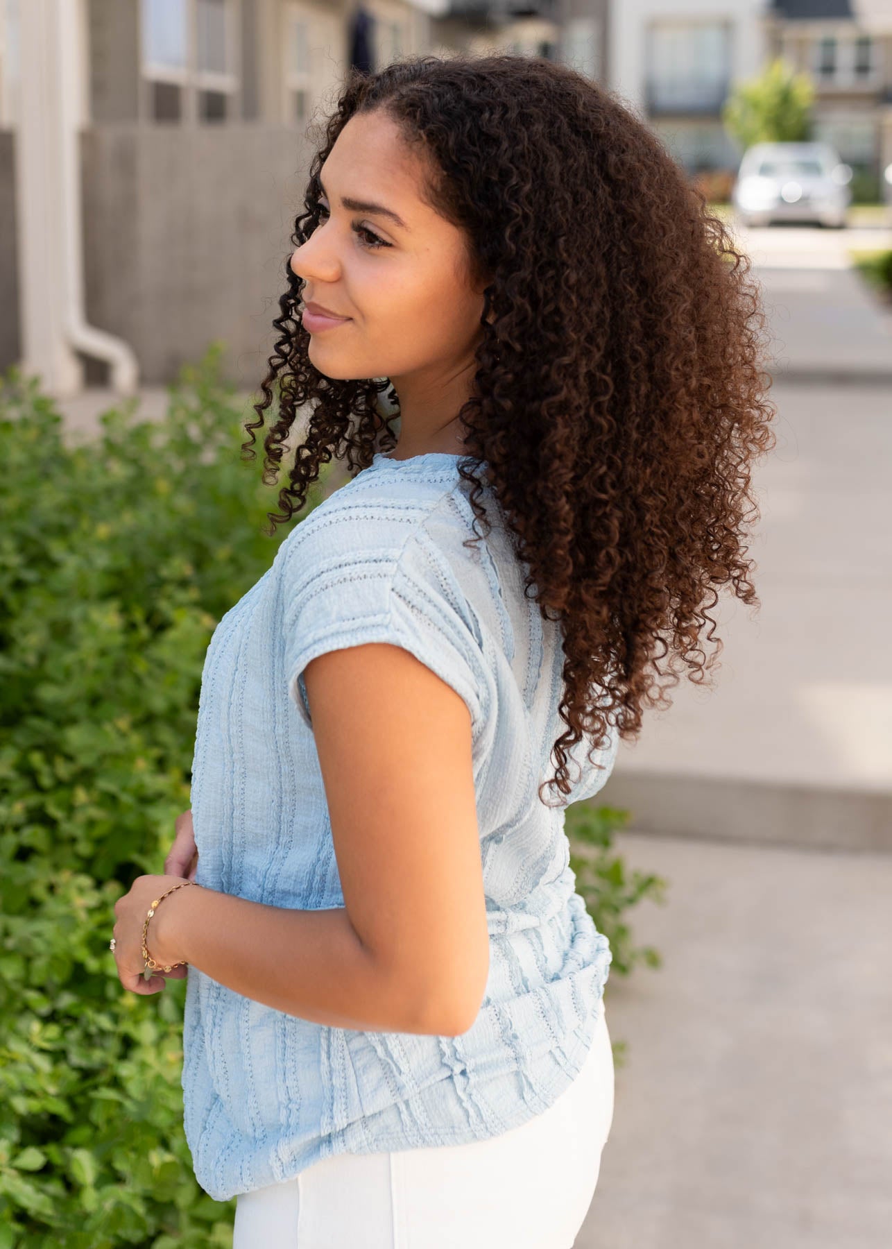 Side view of the blue textured top