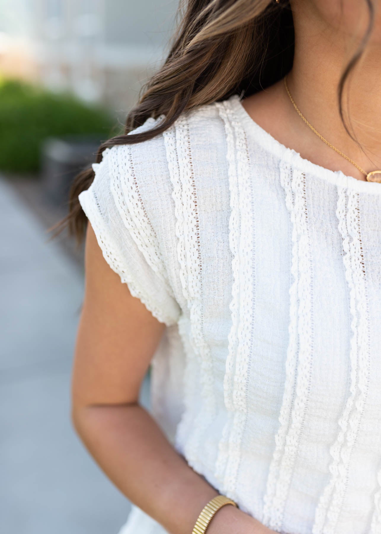 Close up of the white textured top