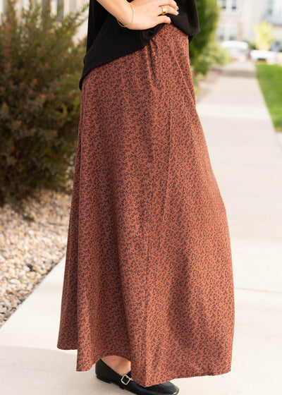 Side view of the modest chestnut pattern skirt