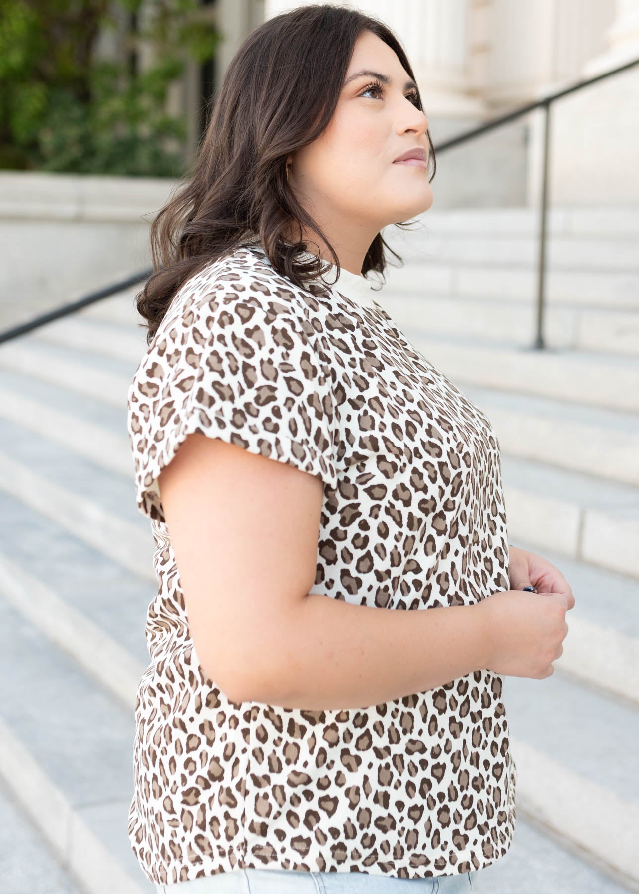 Side view of the plus size leopard print top