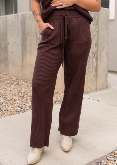 Brown ribbed bottons with front pockets