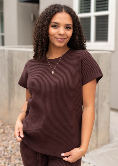 Modest brown ribbed sweater with a drop sleeve
