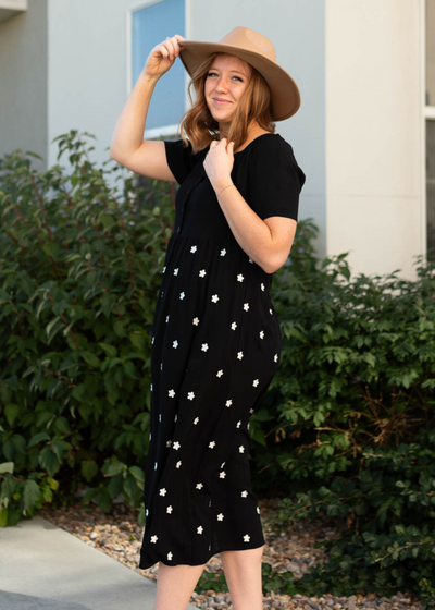 Short sleeve black dress