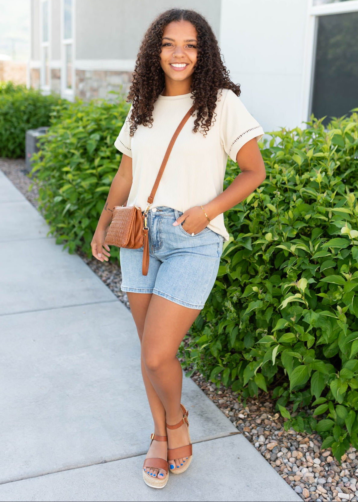 Small beige top