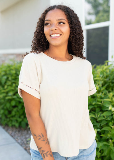 Short sleeve beige top