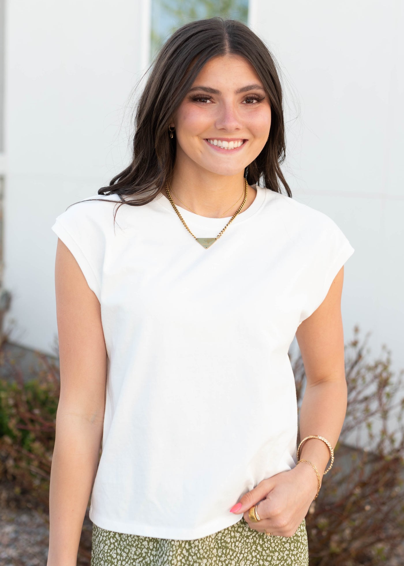 White short sleeve top