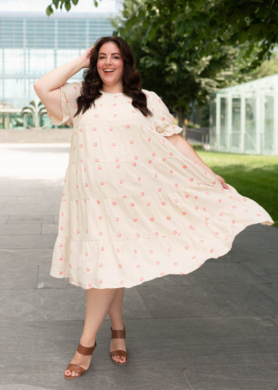 Short sleeve beige floral embroidered dress in plus size