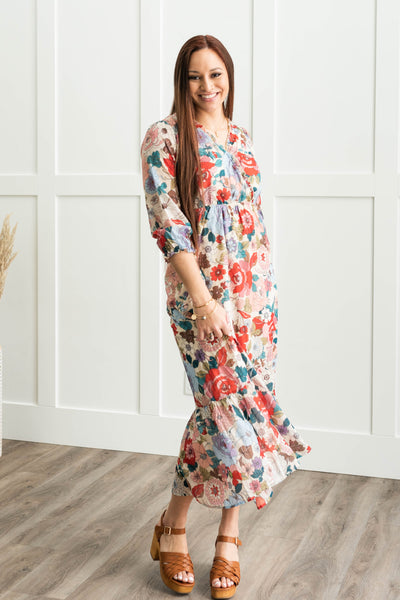 3/4 sleeve of a floral dress