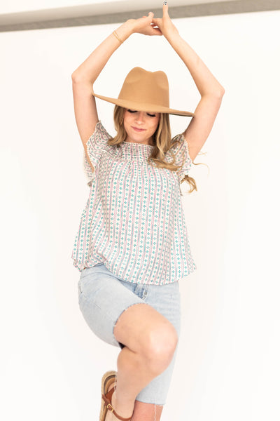 Small cap sleeve multi top