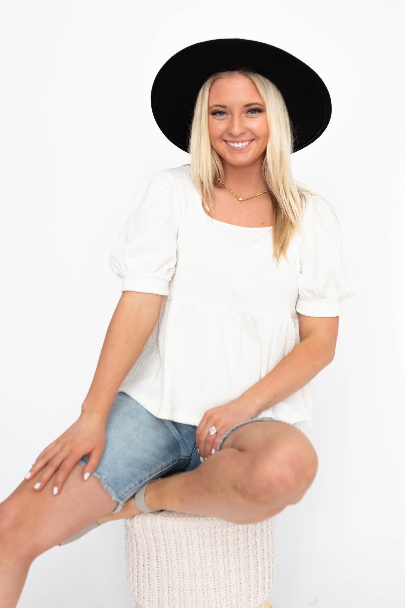 Short sleeve ivory top with square neck