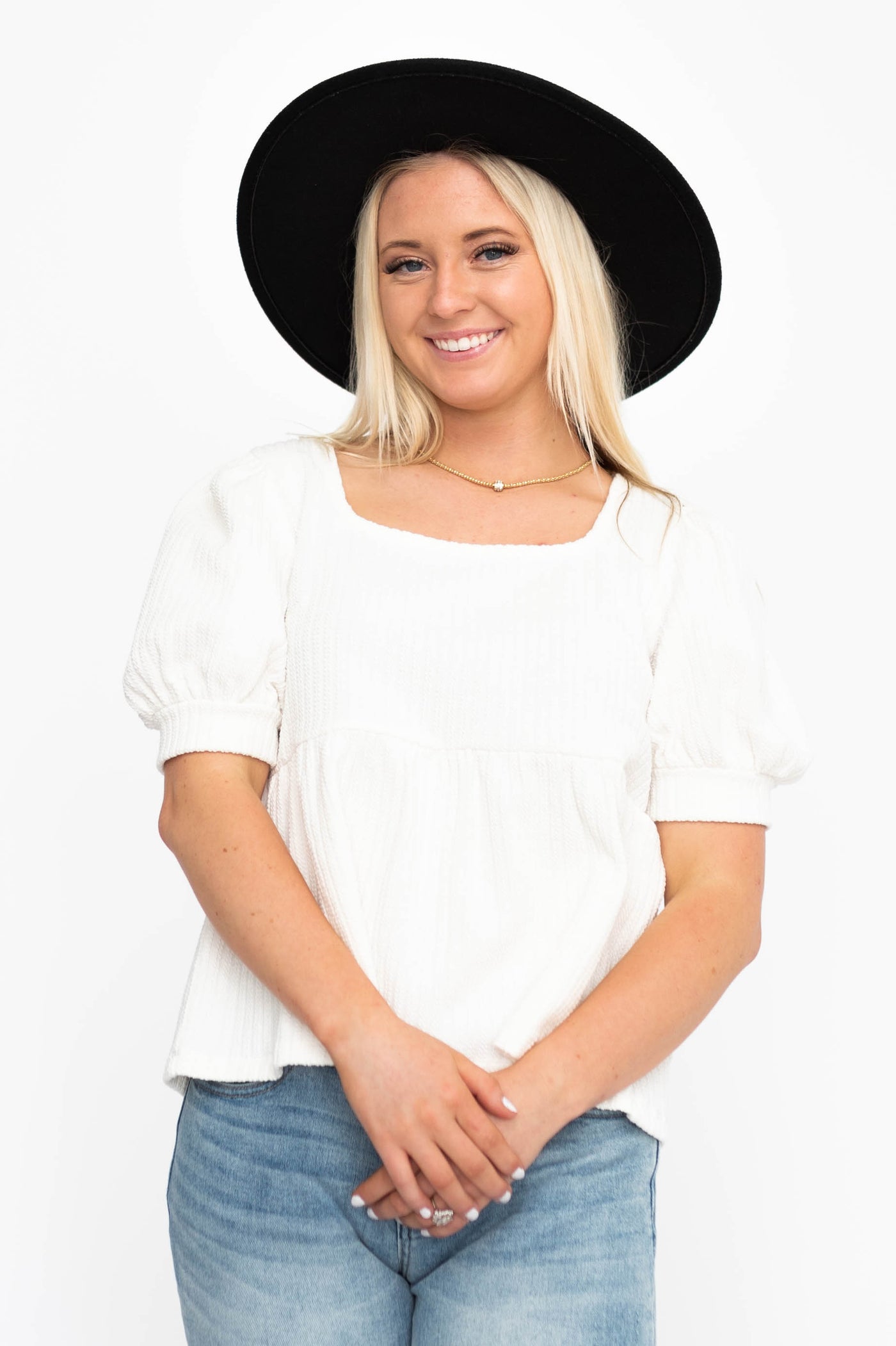 Short sleeve ivory top 