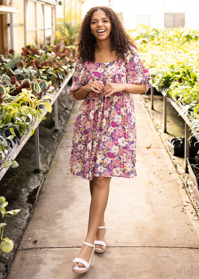 Short sleeve violet floral dress